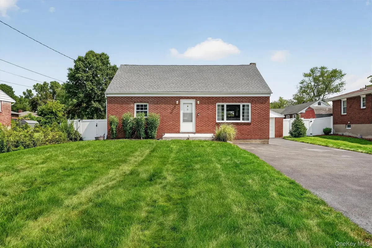 6 Broad Street, New Windsor, NY 12553 - #1