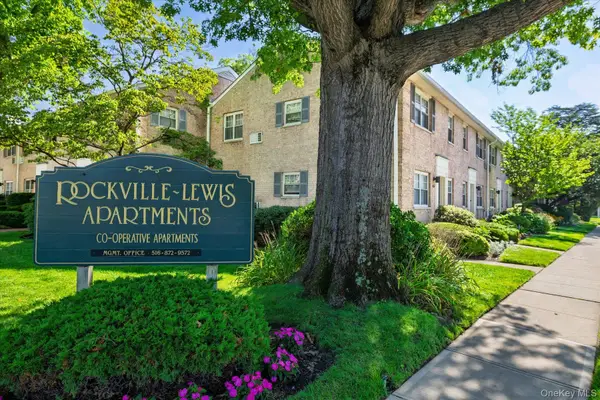 411 Merrick Road #A, Rockville Centre, NY 11570