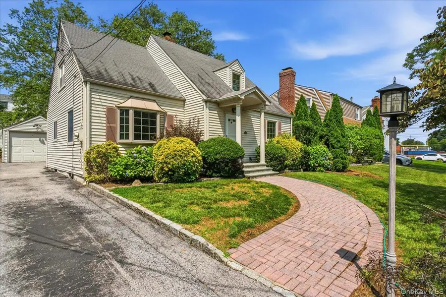 194 Lincoln Place, Eastchester, NY 10709 - #2