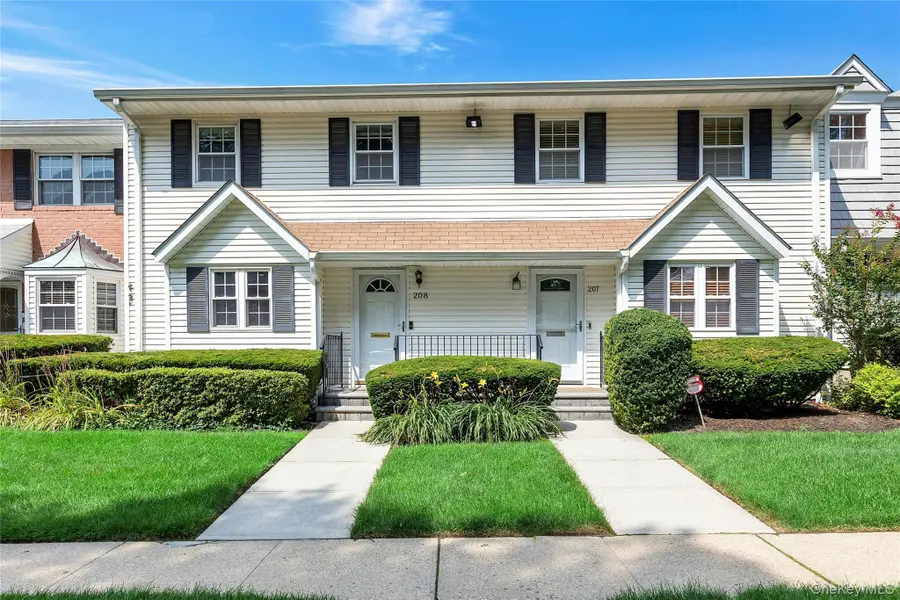 208 Palo Alto Drive, Plainview, NY 11803 - #2