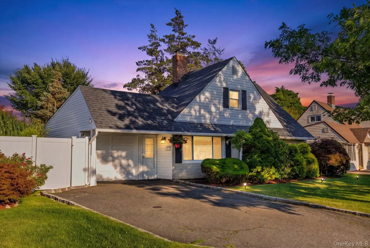 51 Shepherd Lane, Levittown, NY 11756 - #1