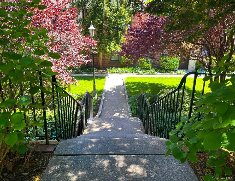 5 Greenridge Avenue #B4, White Plains, NY 10605 - #2