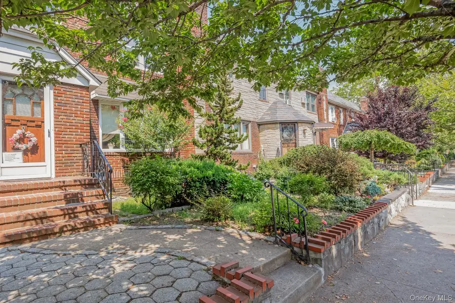 65-30 78th Street, Middle Village, NY 11379 - #3