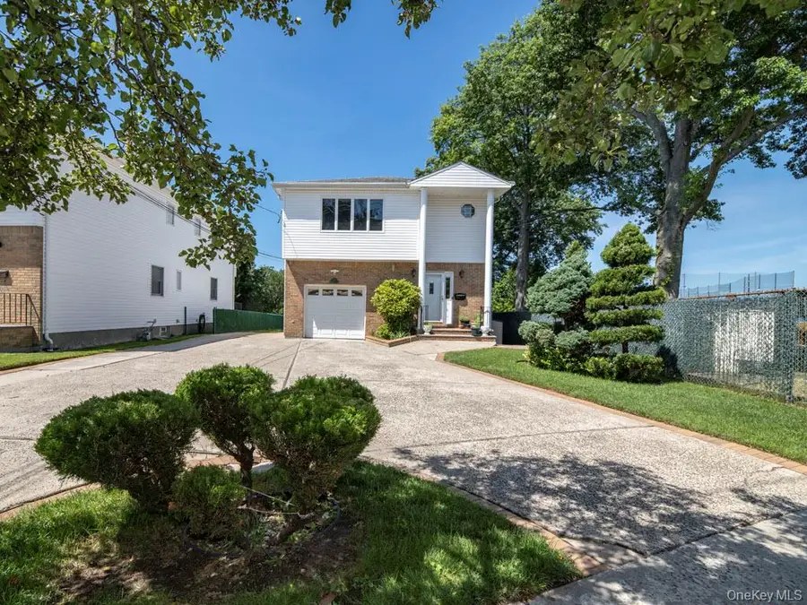 269 Marcus Avenue, Garden City Park, NY 11040 - #2