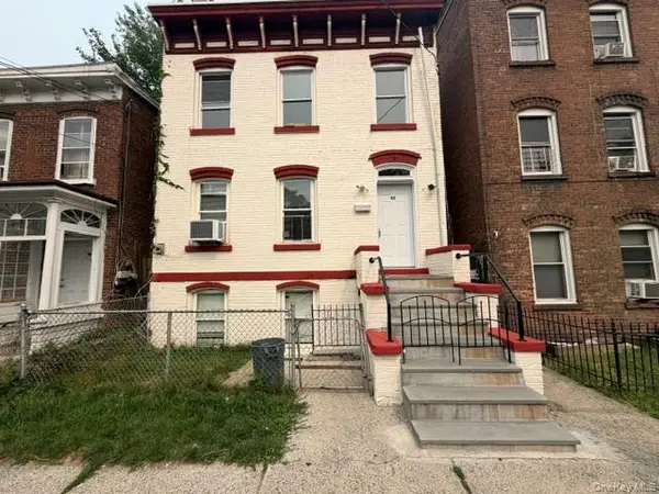 42 Carpenter Avenue, Newburgh, NY 12550
