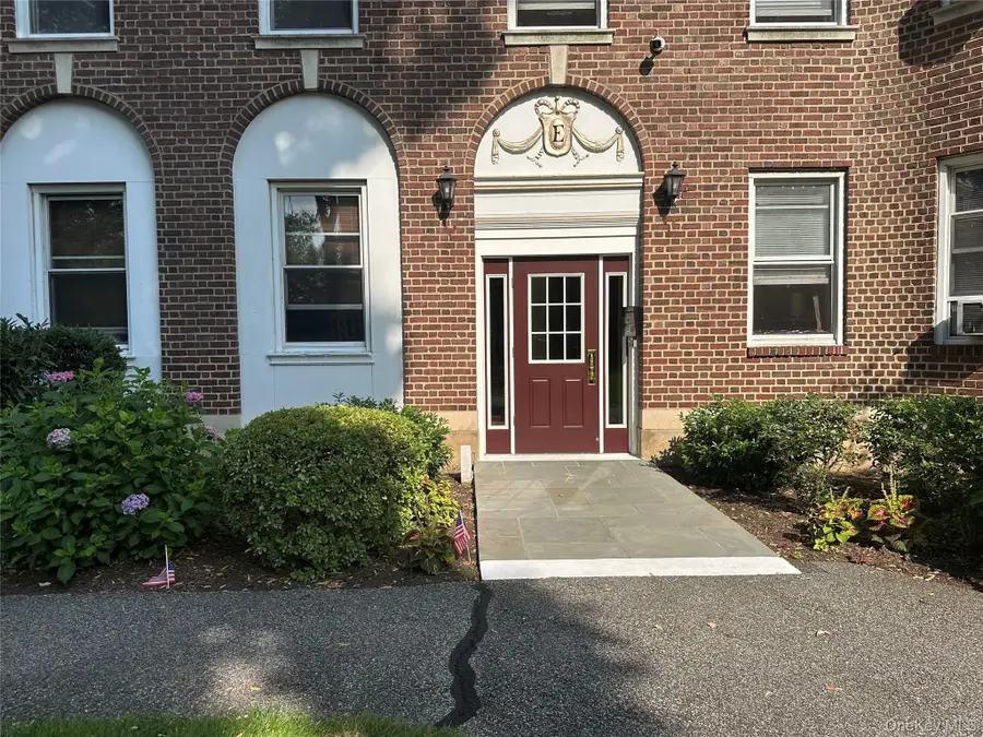 445 Gramatan Avenue #1P, Fleetwood, NY 10552 - #3