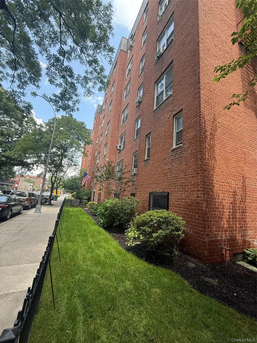 33-25 81th Street #6E, Jackson Heights, NY 11372 - #3