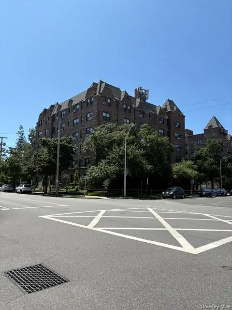141 Woodmere Boulevard #4B, Woodmere, NY 11598 - #1