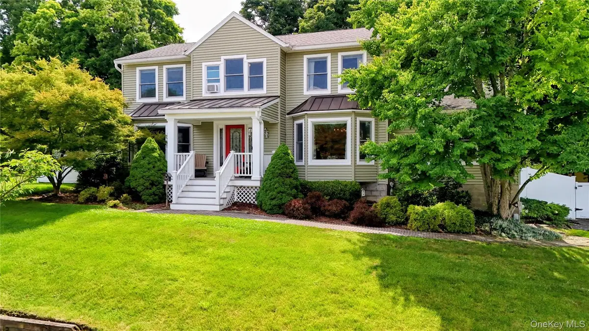 38 Kenilworth Lane, Warwick, NY 10990 - #1