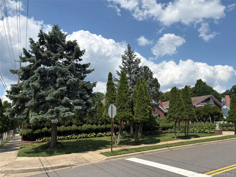 11 New York Avenue, Massapequa, NY 11758 - #2