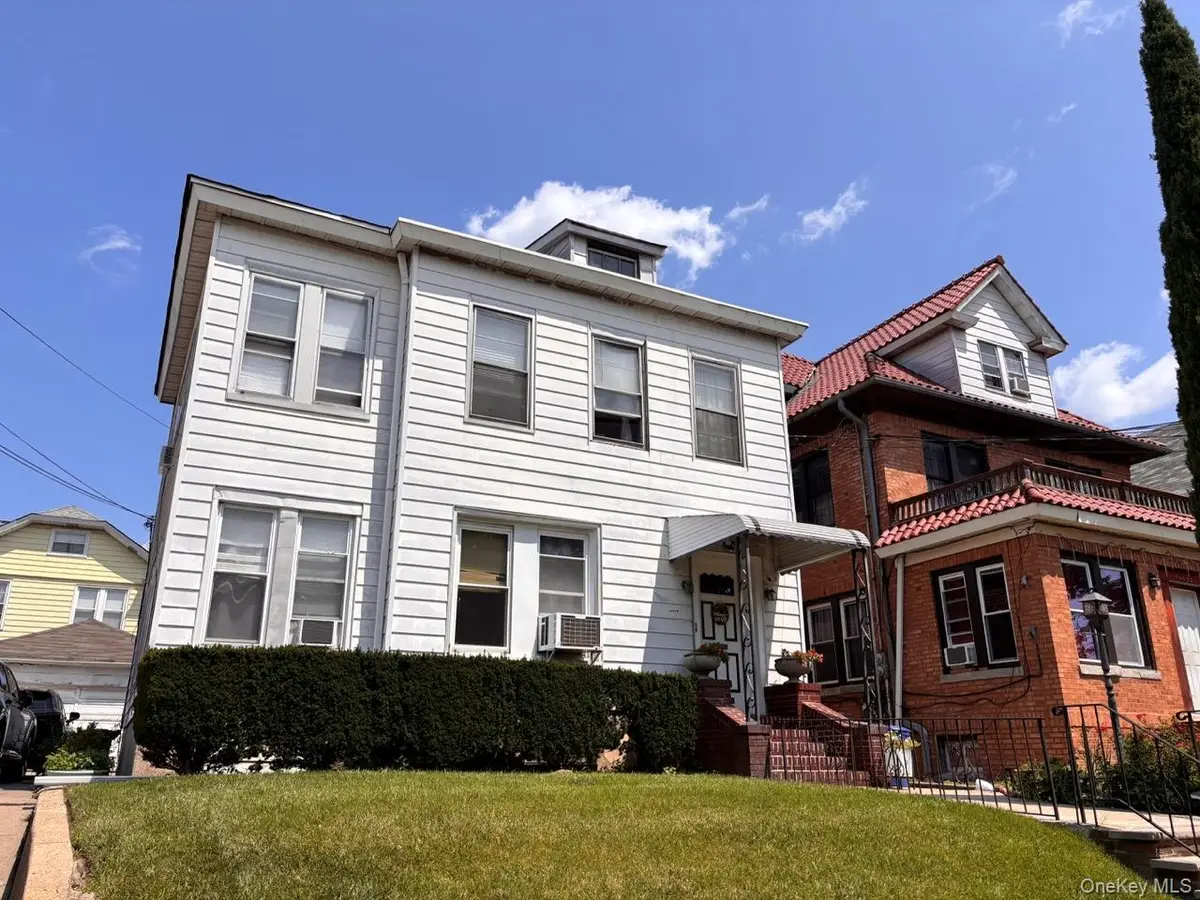 150-29 86th Avenue, Jamaica, NY 11432 - #1