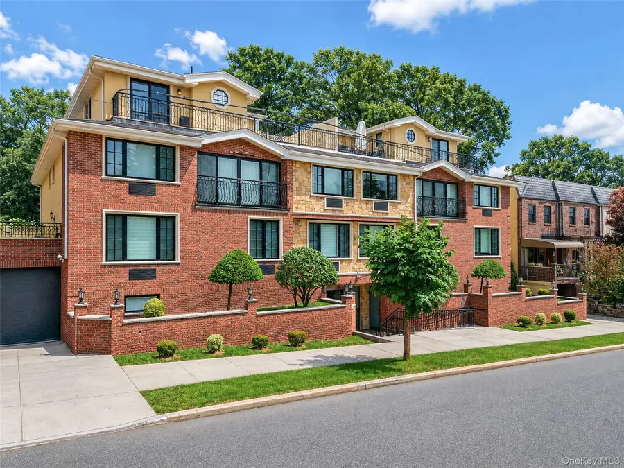 185 Battery Avenue #2A, Brooklyn, NY 11209 - #2