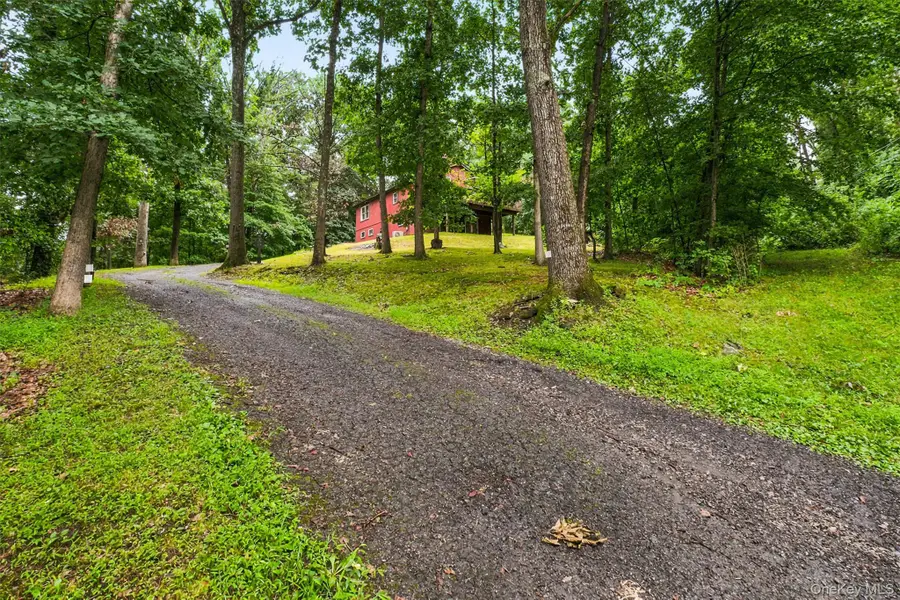 35 Moccasin View Road, Fishkill, NY 12524 - #2