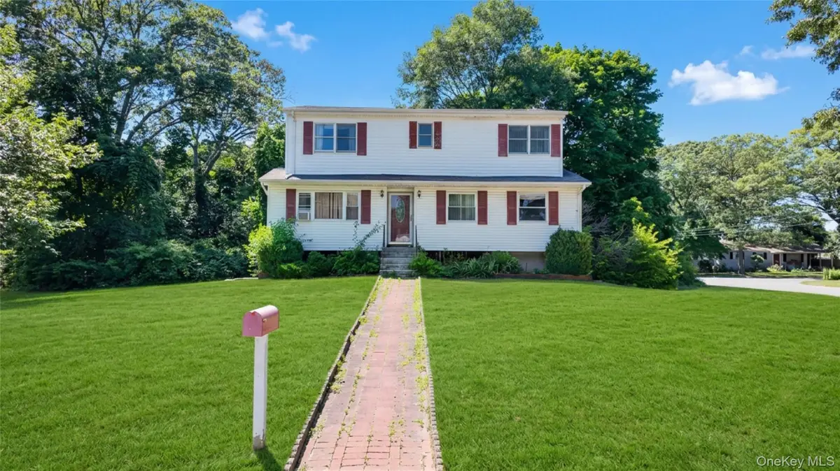 2 Custom Lane, Terryville, NY 11776 - #1