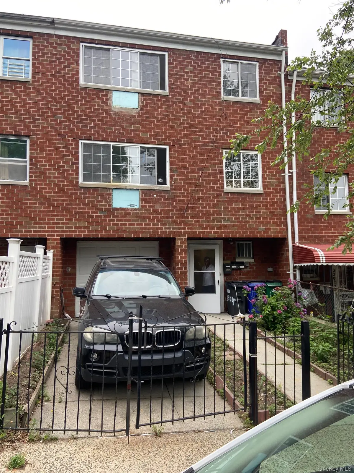 3304 Wickham Avenue, Bronx, NY 10469 - #1