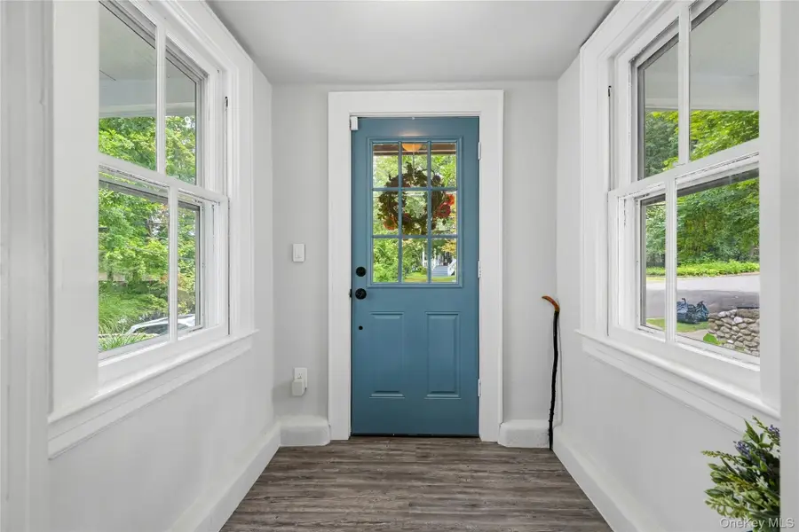 18 Washington Place, Northport, NY 11768 - #3