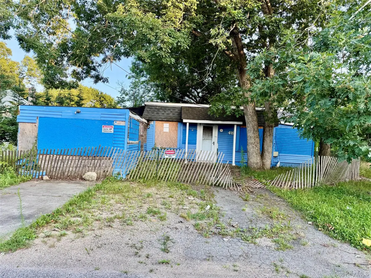 48 Cocoanut Street, Central Islip, NY 11722 - #1