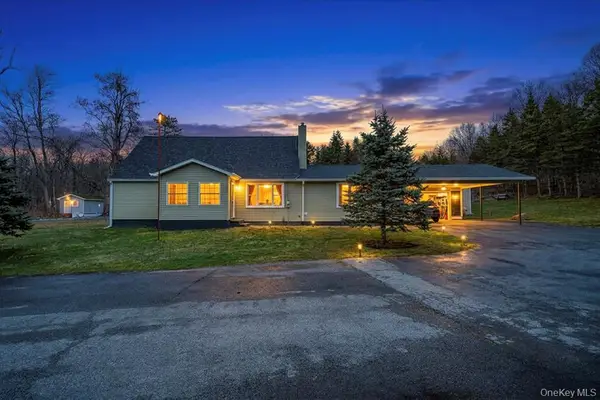 1548 State Route 32, Wallkill, NY 12589