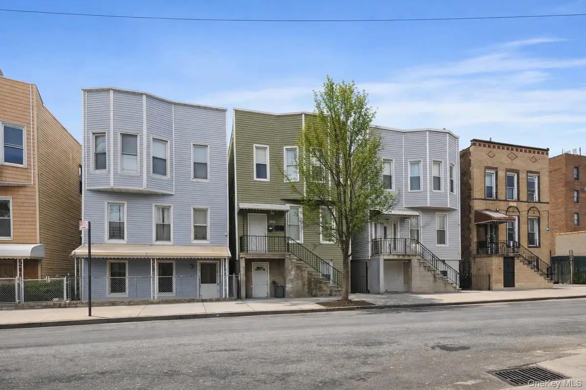 1727 Hunt Avenue, Bronx, NY 10462 - #1