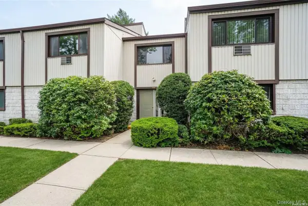 91 Richmond Boulevard #3A, Ronkonkoma, NY 11779