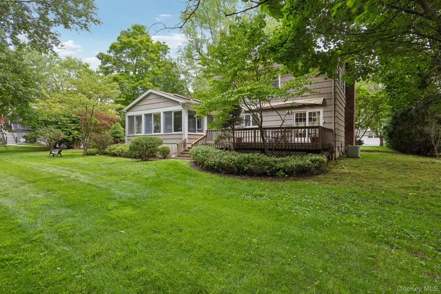 4 Holly Lane, Rye Brook, NY 10573 - #3