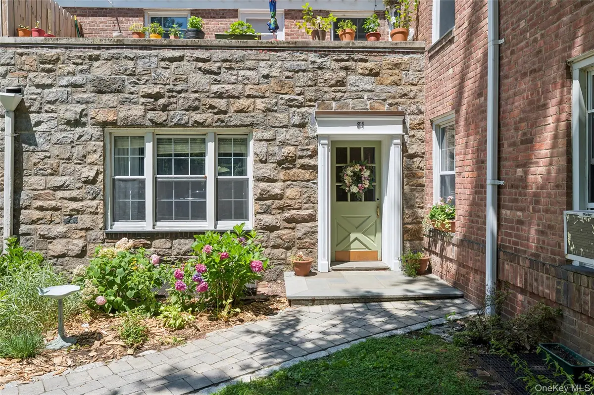84 Pinewood Road #1F, Hartsdale, NY 10530 - #1