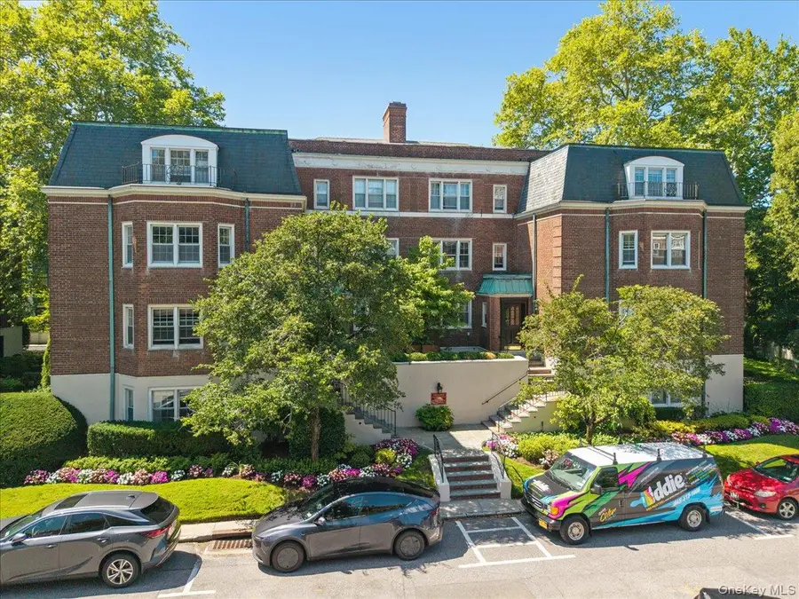 7 Chateaux Circle #7F, Scarsdale, NY 10583 - #2