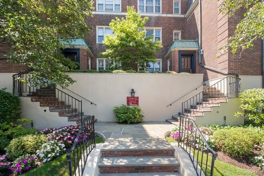 7 Chateaux Circle #7F, Scarsdale, NY 10583 - #3