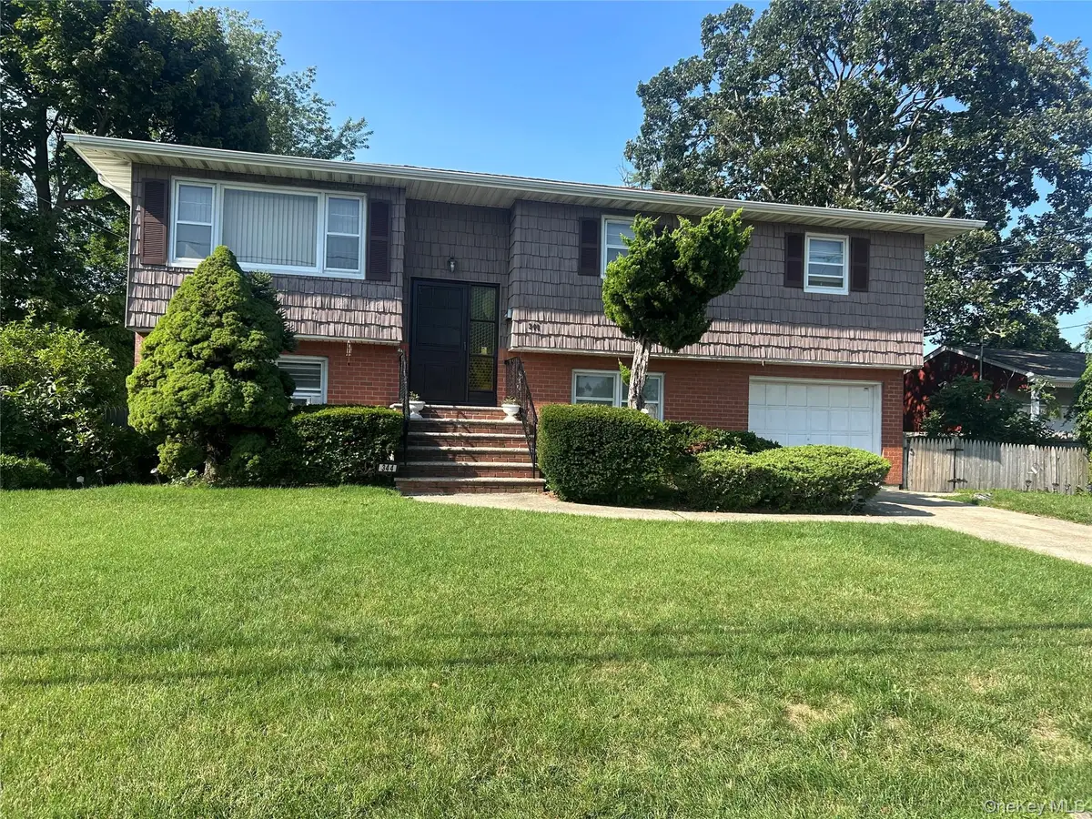 344 47th Street, Lindenhurst, NY 11757 - #1