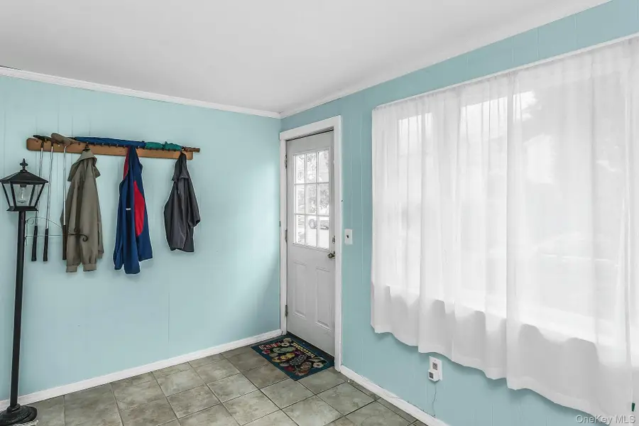 130 E Fairview Avenue, Valley Stream, NY 11580 - #2