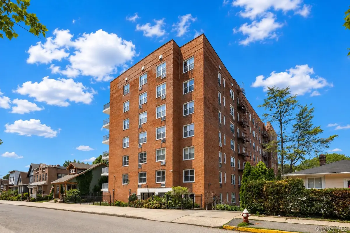 636 N Terrace Avenue #3-E, Mount Vernon, NY 10552 - #1
