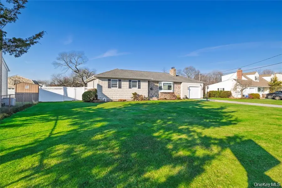 272 Baylawn Avenue, Copiague, NY 11726 - #2