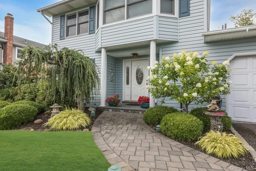 100 Middlesex Avenue, Oakdale, NY 11769 - #3