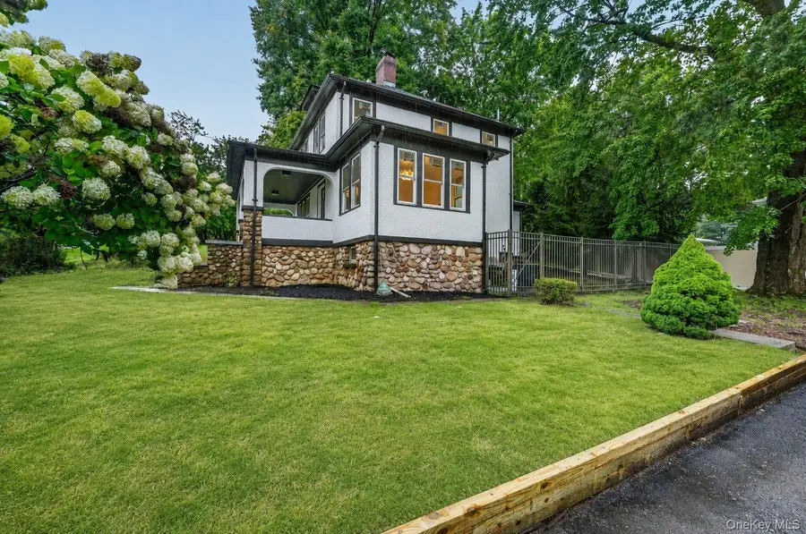 16 Maple Avenue, West Nyack, NY 10994 - #2