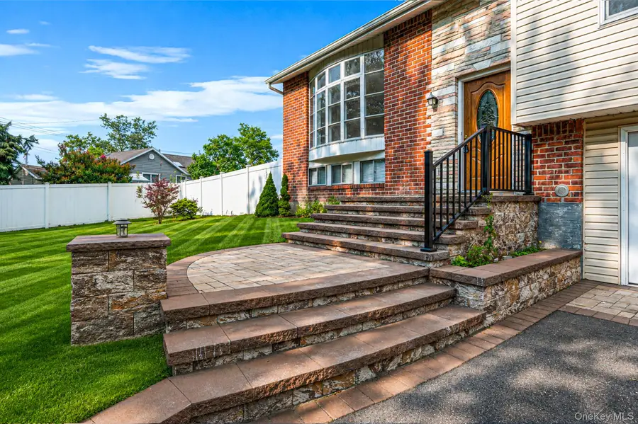 3 Richlee Drive, East Northport, NY 11731 - #2
