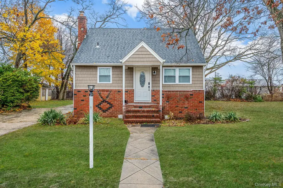 1316 6th Street, West Babylon, NY 11704 - #2