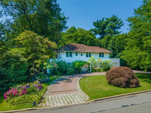 14 Clover Drive, Great Neck, NY 11021
