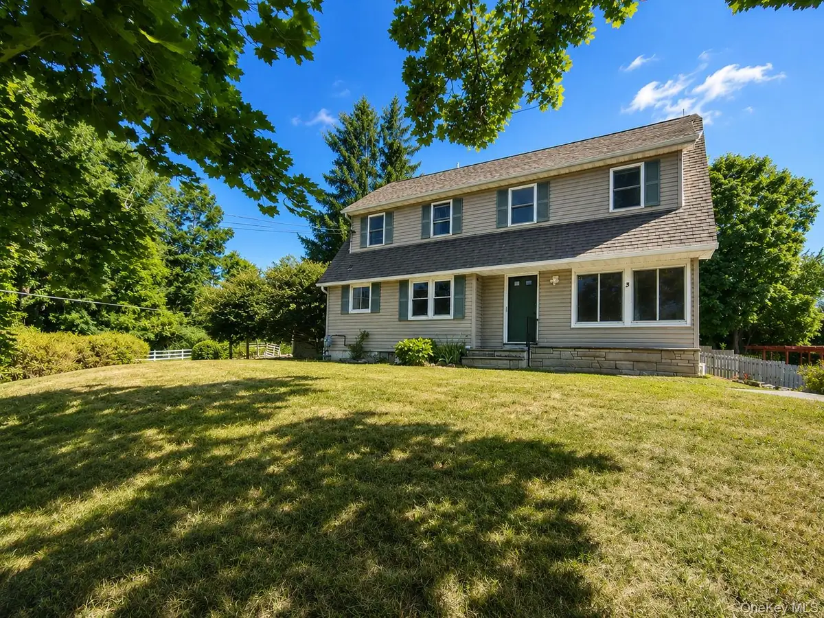 3 Ireland Drive, Poughkeepsie, NY 12603 - #1