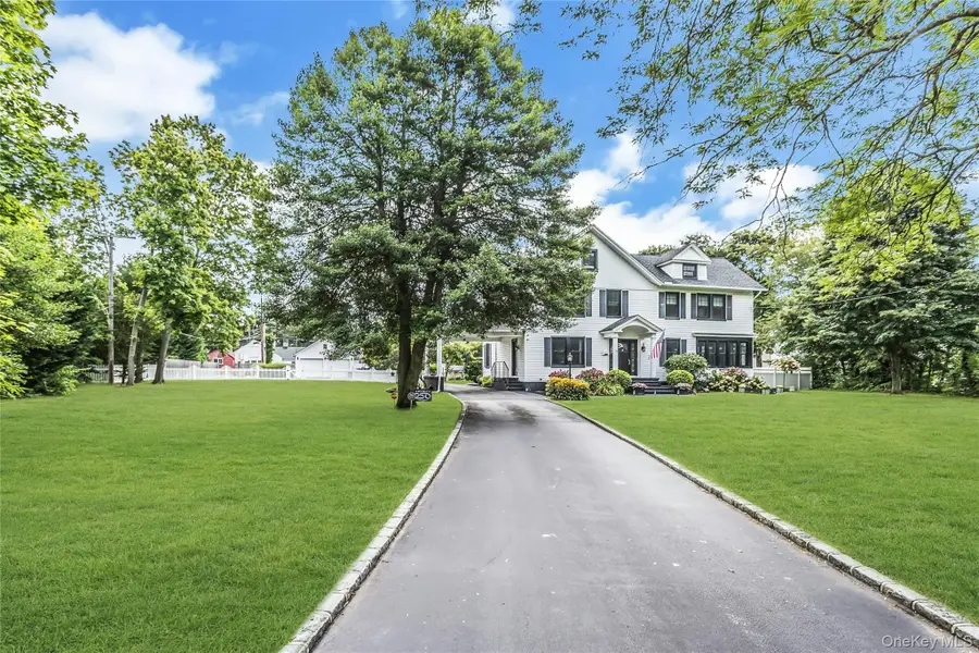 75 S Penataquit Avenue, Bay Shore, NY 11706 - #3