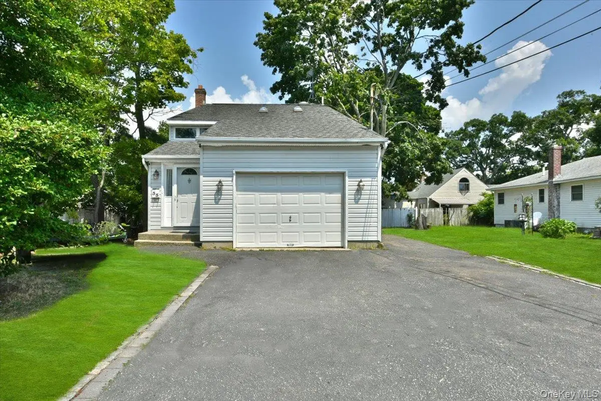 35 E 6th Street, Patchogue, NY 11772 - #1