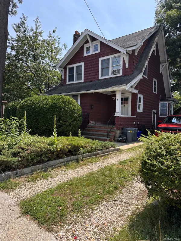 6 Forest Avenue, Valley Stream, NY 11581