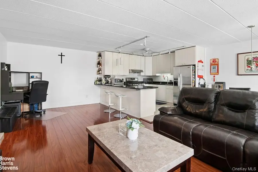 13624 Maple Ave #3D, Flushing, NY 11355 - #3