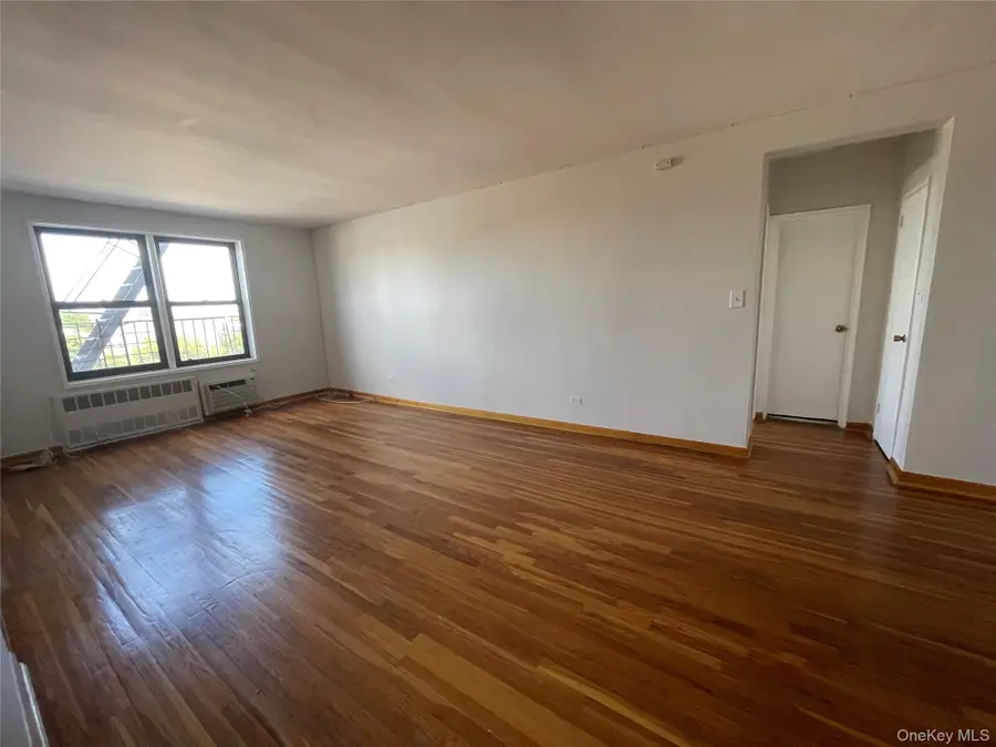 102-30 Queens Blvd #5L, Forest Hills, NY 11375 - #2