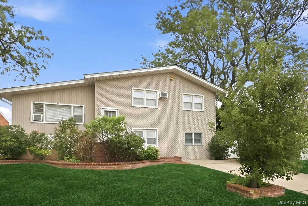 228 Island Parkway W, Island Park, NY 11558 - #1