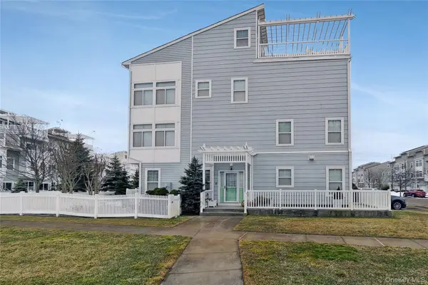 6428 Ocean Avenue S, Arverne, NY 11692