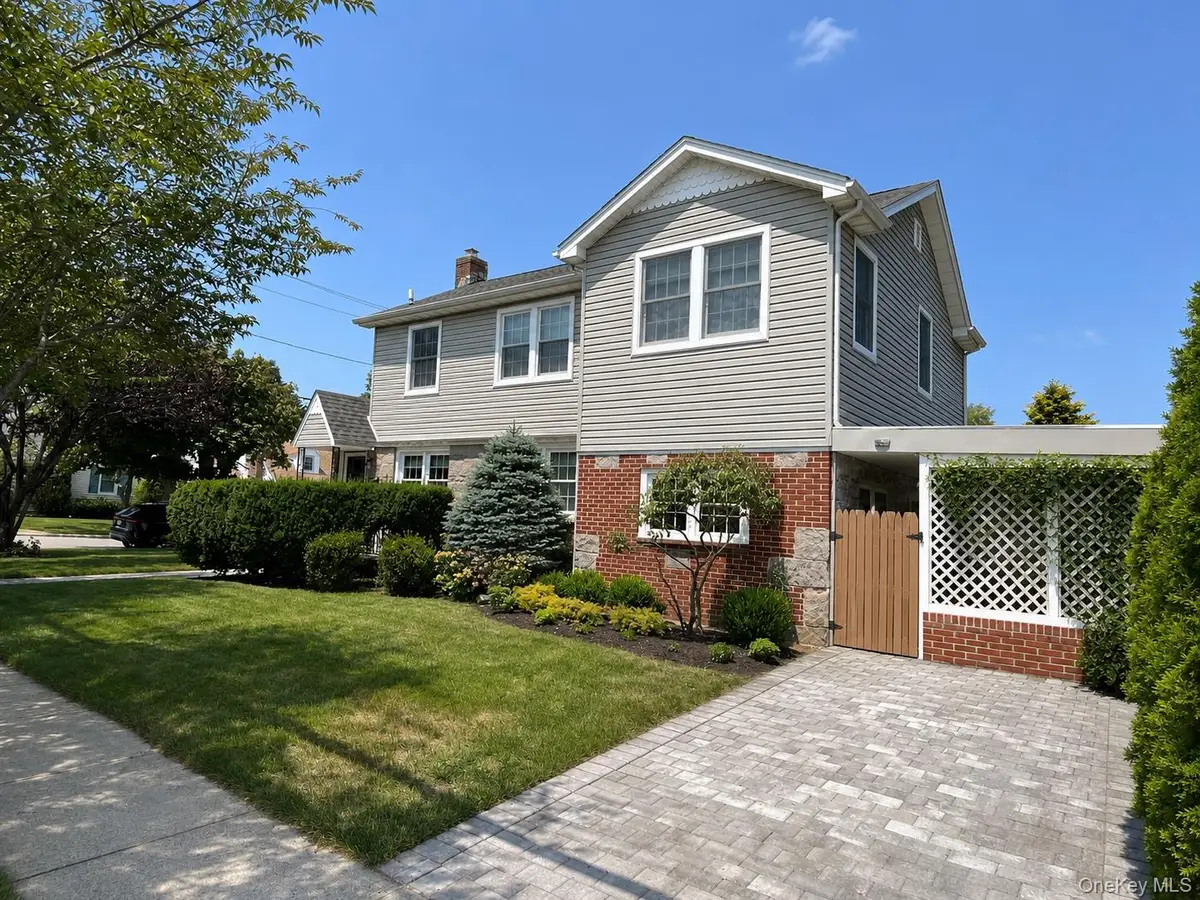 50 Eweler Avenue, Floral Park, NY 11001 - #1