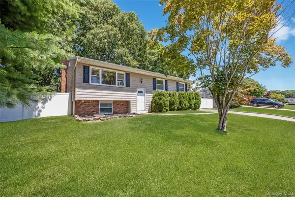 27 Morton Street, Port Jefferson Station, NY 11776