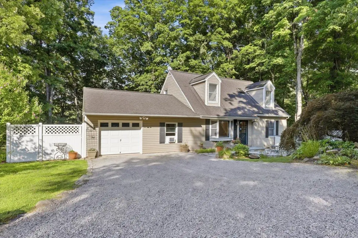 12 Gordon Avenue, Bedford, NY 10506 - #1