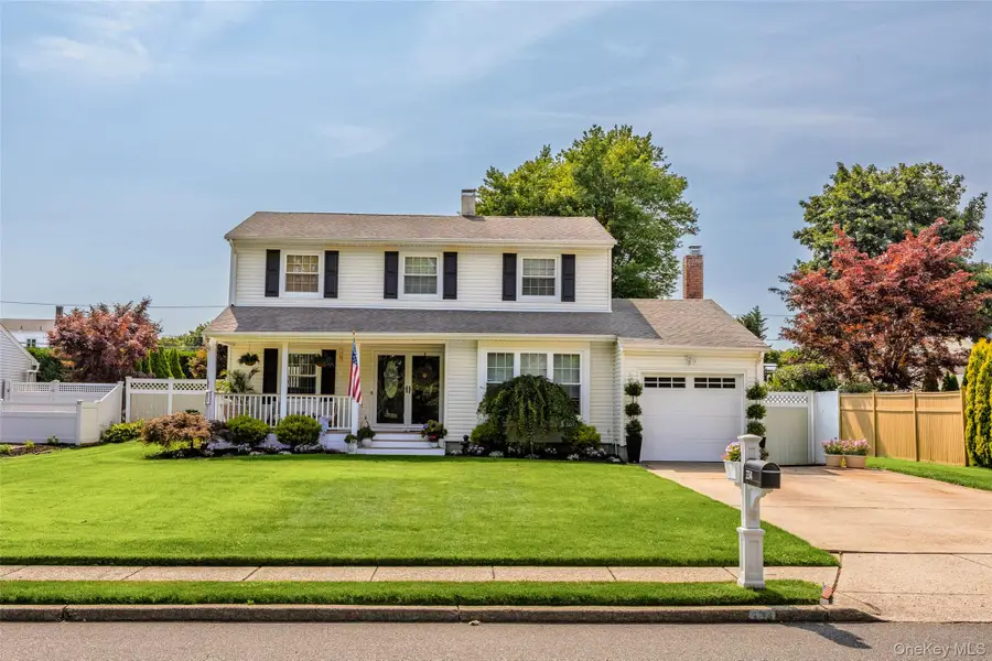 334 Greenbelt Parkway, Holtsville, NY 11742 - #2
