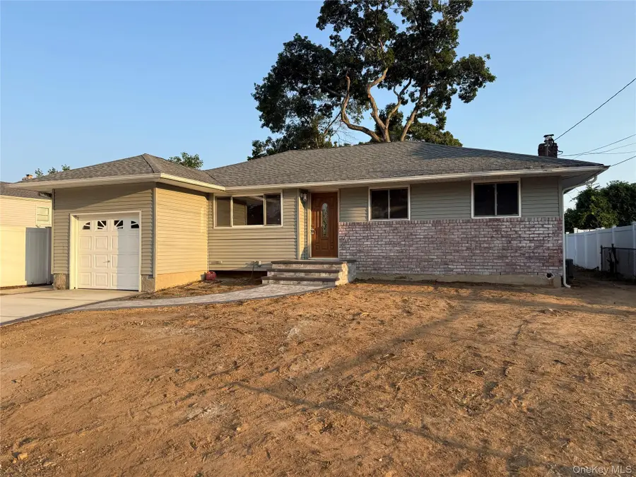 2 5th Avenue, Farmingdale, NY 11735 - #2